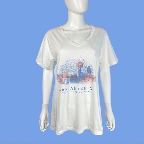A Souvenir Tower of the Americas San Antonio Skyline V-Neck White Tee - Picture 1 of 8